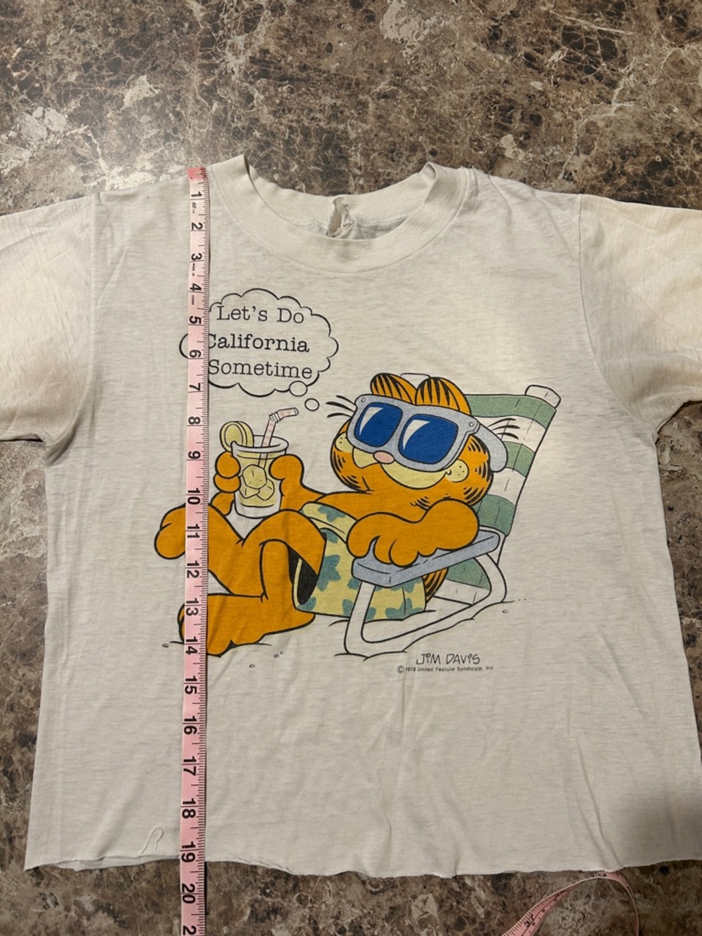 Vintage 1978 Garfield T-Shirt - Picture 10 of 10